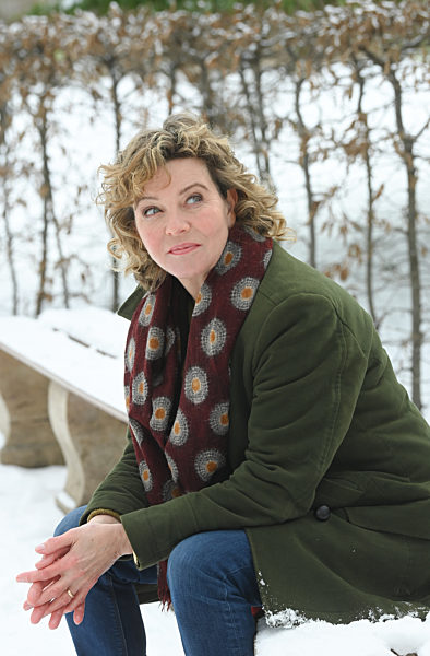 EXCLUSIVE - Ein Spaziergang mit Margarita Broich