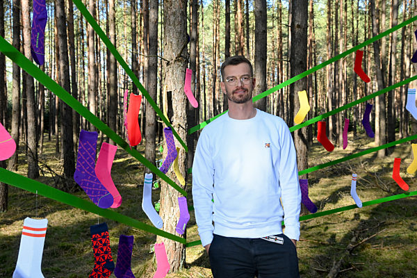 Joko Winterscheidt unterstützt nachhaltiges Socken-Label