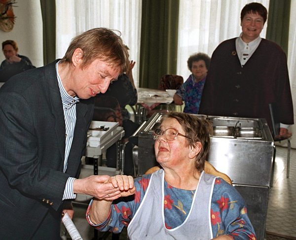 Regine Hildebrandt - Powerfrau an allen Fronten