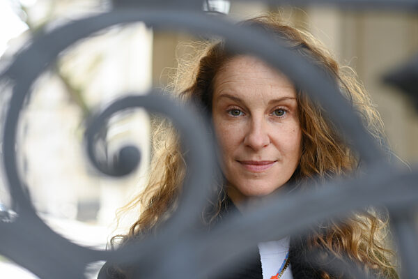 Ein Spaziergang mit Schauspielerin Chiara Schoras