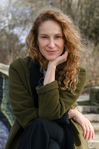 Ein Spaziergang mit Schauspielerin Chiara Schoras