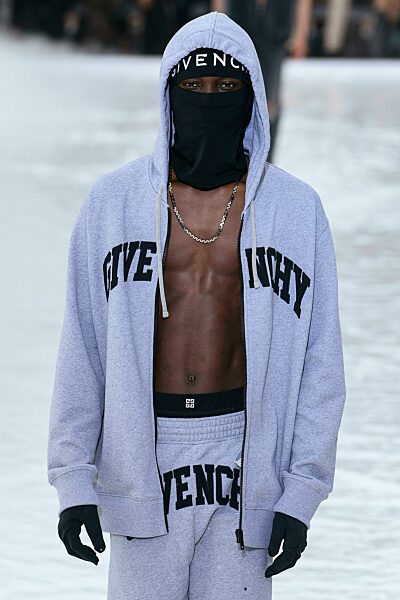 GIVENCHY Mens SS23 runway during Paris Fashion Week Menswear on June 2022 - Paris, France. 22/06/2022