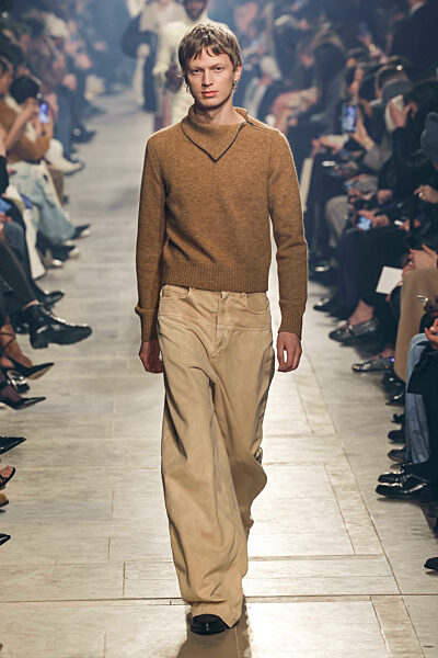 ISABEL MARANT Fall-Winter 2023-2024 Runway during Paris Fashion Week on March 2023 - Paris; France 02/03/2023