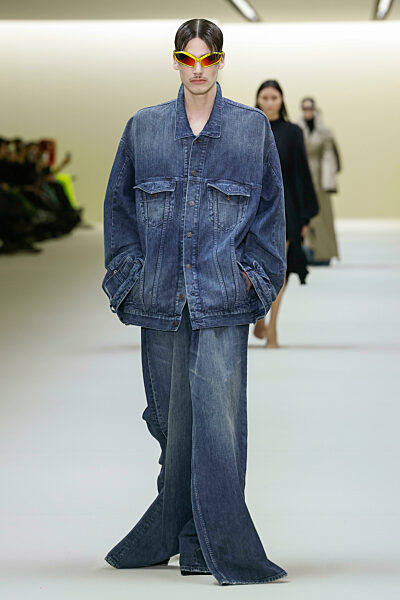 BALENCIAGA Fall-Winter 2023-2024 Runway during Paris Fashion Week on March 2023 - Paris; France 05/03/2023