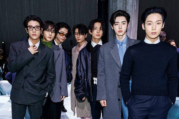 ENHYPEN attend PRADA Spring/Summer 2025 Runway during Milan Fashion Week on September 2024 - Milan, Italy 19/09/2024