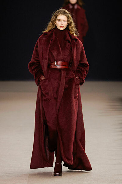 MAX MARA Autumn-Winter 2025 runway during Milan Fashion Week on February 2025 - Milan, Italy 27/02/2025