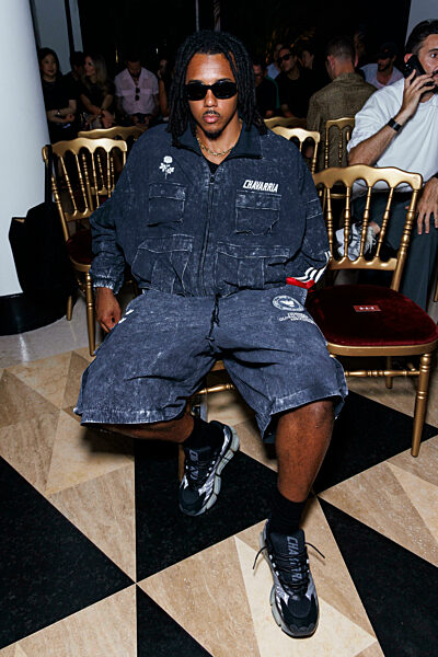 Jules Koundv© attends WILLY CHAVARRIA Spring-Summer 2026 runway during Paris Fashion Week Menswear on June 2025 - Paris, France 27/06/2025