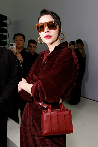 Faye Peraya attends MAX MARA Spring-Summer 2026 runway during Milan Fashion Week on September 2025 - Milan, Italy, 25/09/2025