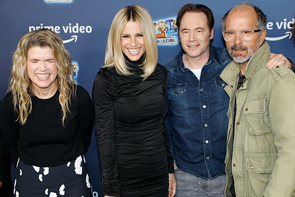 Berlin: 'LOL: Last One Laughing'