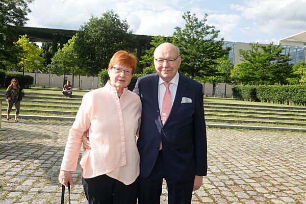 Berlin : 20 Jahre Tipi am Kanzleramt