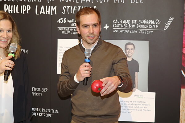 Berlin: Philipp Lahm auf der Grünen Woche