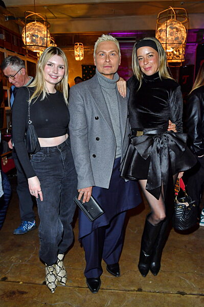 Berlin: Natascha Ochsenknecht  Podcast WONDERMOM