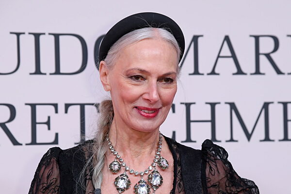 Hamburg:  Guido Maria Kretschmer for Bridgerton "The Regency Dinner"