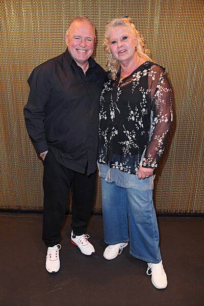 Köln: Viva Papaya! Promis Unter Palmen