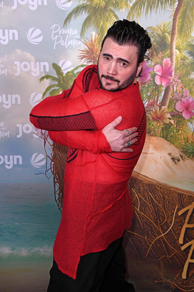 Köln: Viva Papaya! Promis Unter Palmen