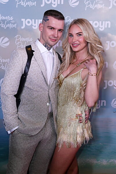 Köln: Viva Papaya! Promis Unter Palmen