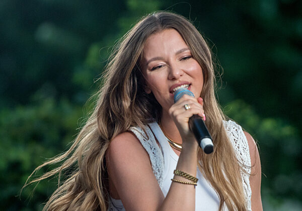 Sängerin Joelina Drews Talkshow Bembel und Gebabbel Frankfurt
