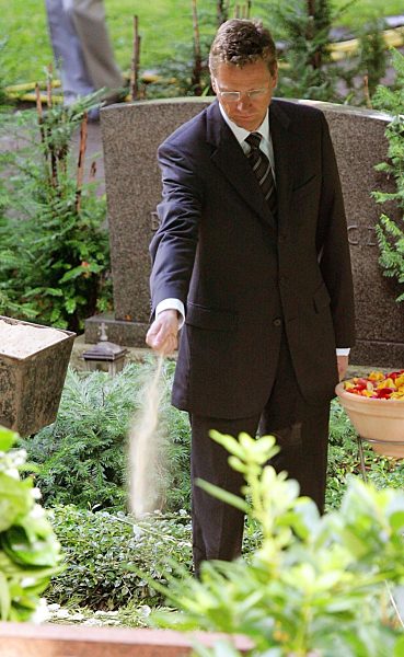 Günter Rexrodt buried in Berlin