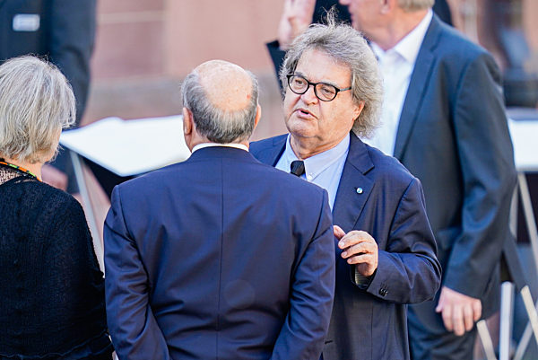 Trauerfeier für Frieder Burda