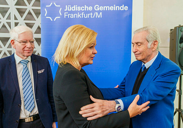 Bundesinnenministerin besucht jüdisches Gemeindezentrum