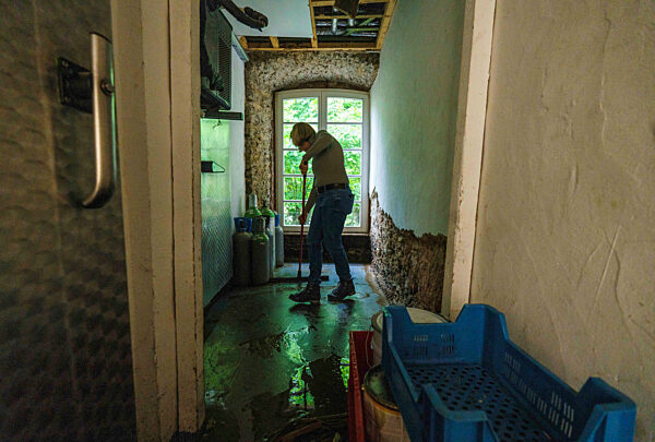 Hochwasser in Rheinland-Pfalz - Mertesdorf
