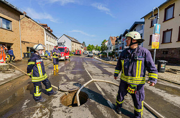 Hochwasser Saarland - Aufräumen in Kleinblittersdorf