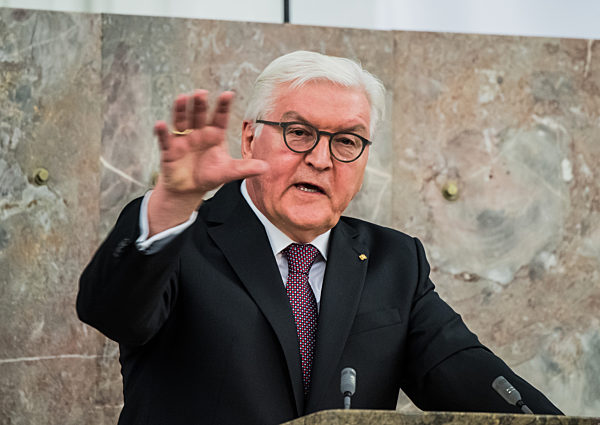 Bundespräsident nimmt an Meisterfeier teil