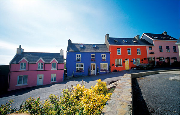 Row of houses / Eyeries