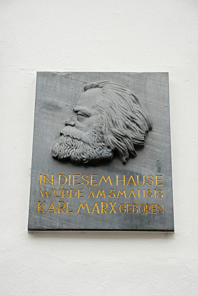 commemorative plaque of Karl Marx / Trier
