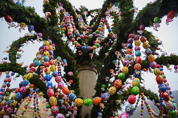Osterbrunnen in Zeil am Main