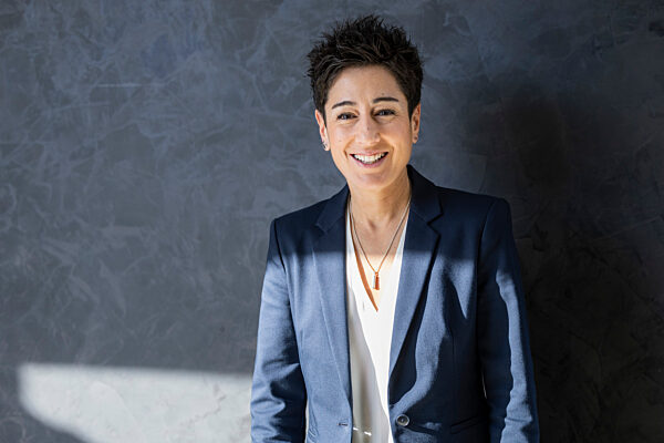 Photo opportunity for presenter Dunja Hayali