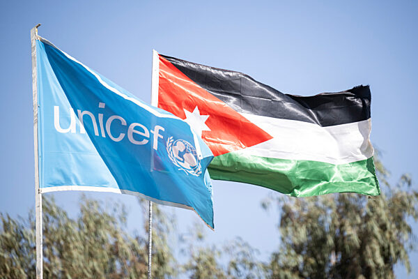 Entwicklungsministerin besucht Flüchtlingscamp