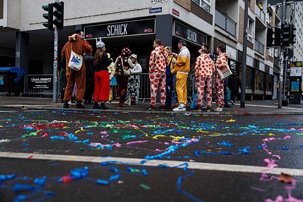 Rosenmontag am Rhein - Mainz