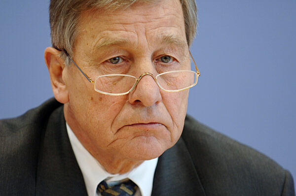 Bundeswirtschaftsminister Wolfgang Clement, Berlin