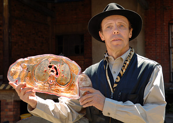 Guben, Plastinator Guenther von Hagens