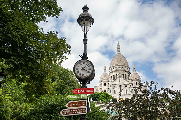 240722 Basilica of Sacre Coeur de Montmartre during day -4 of the Paris 2024...