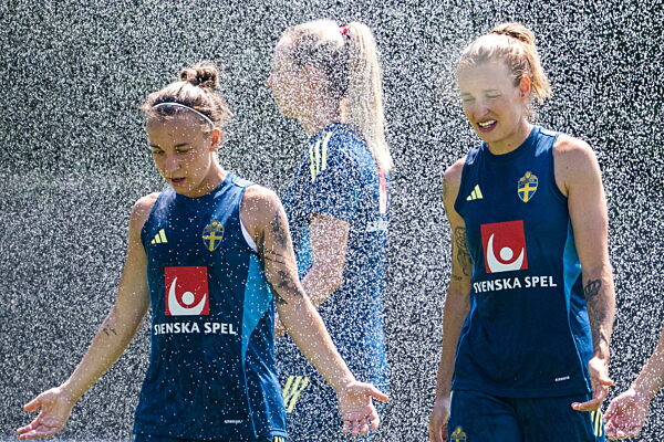 250702 Julia Zigiotti Olme and Nathalie Björn of the Swedish women's...