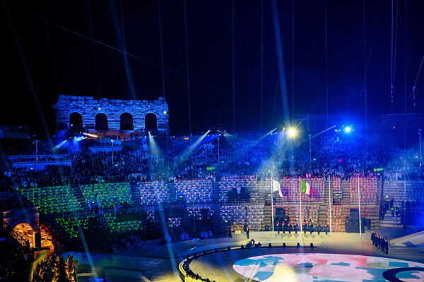 260222 The flag of Italy during the Closing Ceremony of the 2026 Winter...
