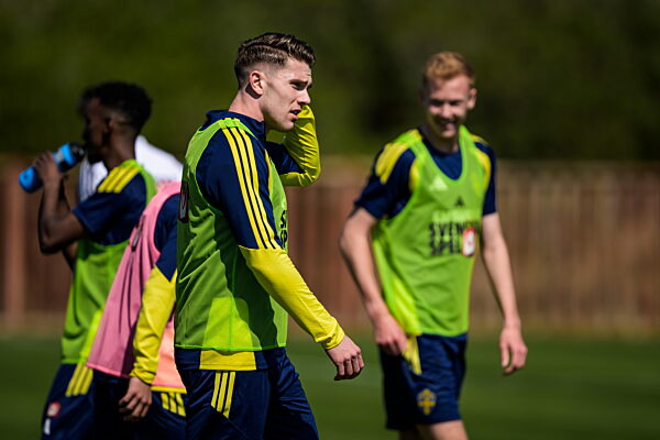 260325 Viktor Gyökeres of the Swedish national football team during a...
