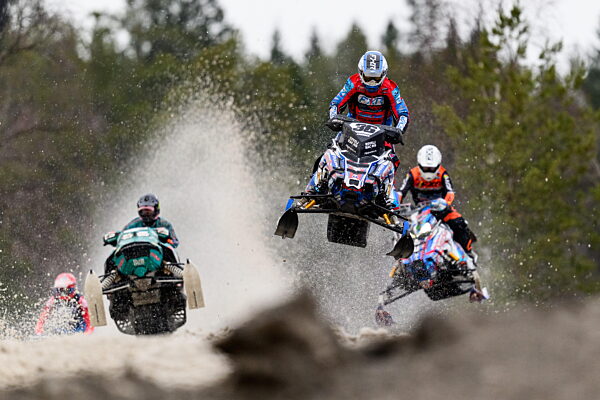 260329 Gustaf Lindgren tävlar i stadioncross under dag 5 av SM-veckan den 29...