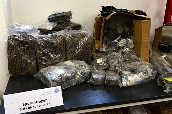 Bayerische Polizei zerschlägt Drogenhändlerring, 2019