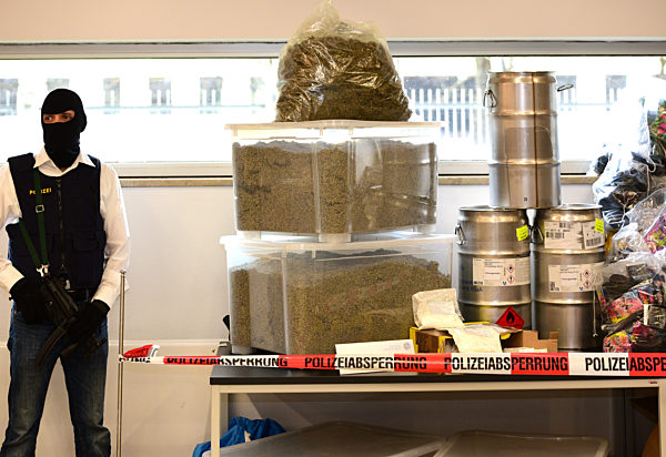 Bayerische Polizei zerschlägt Drogenhändlerring, 2019