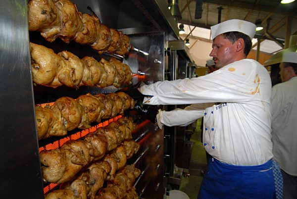 Oktoberfestküche im Löwenbräuzelt, 2006 | Kitchen at the Oktoberfest, 2006