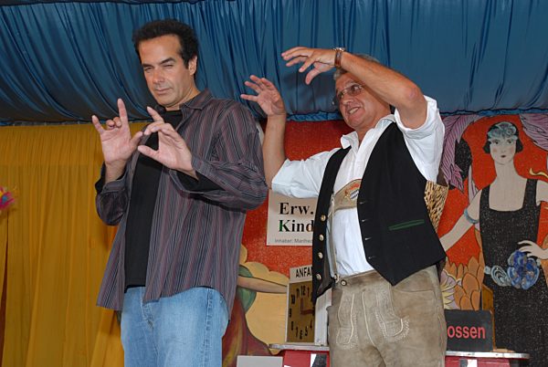 David Copperfield auf dem Münchner Oktoberfest, 2006 | David Copperfield at the Munich "Oktoberfest", 2006