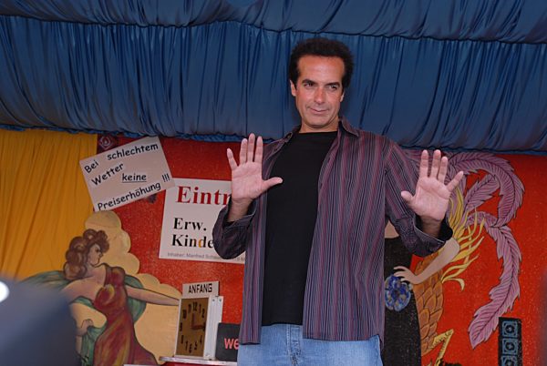 David Copperfield beim 'Schichtl' auf dem Münchner Oktoberfest, 2006