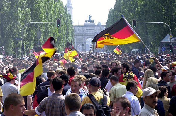 Fußballfans in München, 2002