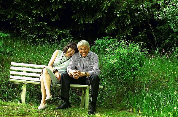 Reiner Kunze mit seiner Frau Dr. Elisabeth Mifka
