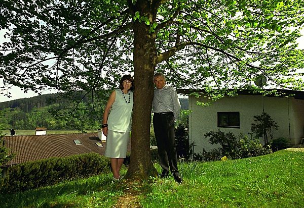 Reiner Kunze mit seiner Frau Dr. Elisabeth Mifka