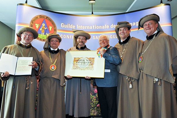 Eckart Witzigmann wird 'Maitre honoris caseus' der Käsegilde, 2011