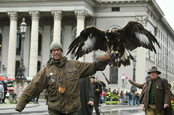 Trachten- und Schützenumzug zum Münchner Oktoberfest, 2022